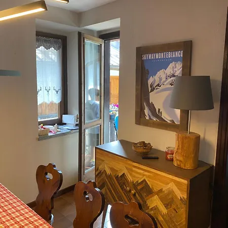Les Arnauds Apartment