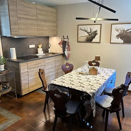 Les Arnauds Apartment *